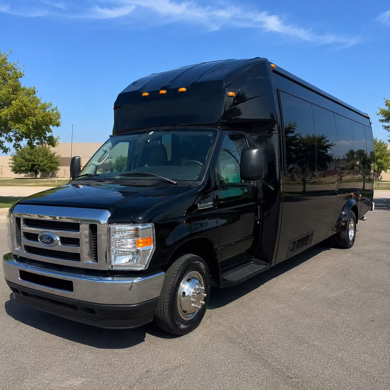 Gallatin Birthday, Sweet 16, & Quinceañera Party Bus Rentals