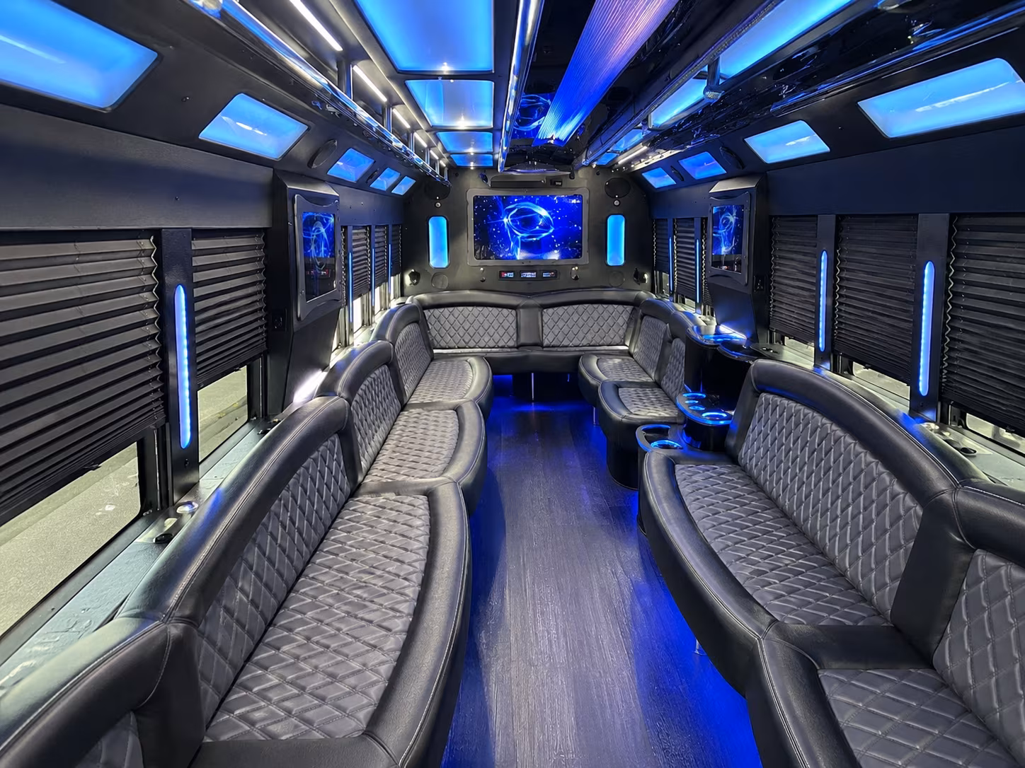 Nashville Birthday, Sweet 16, & Quinceañera Transportation group transportation